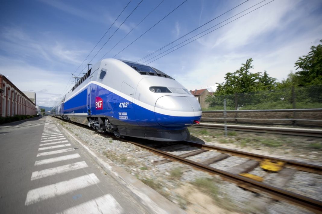 TGV (crédit photo : Alstom)